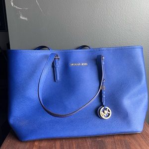 Michael Kors Jet Set Travel Tote
